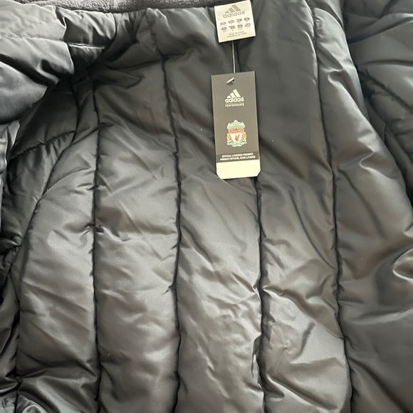 New With Tags Liverpool FC Official Licensed Padded Bench Coat Black/Red Size L - Picture 8 of 12